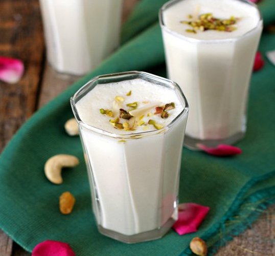 Dry Fruits Milkshake Recipe - Sakthi Dairy
